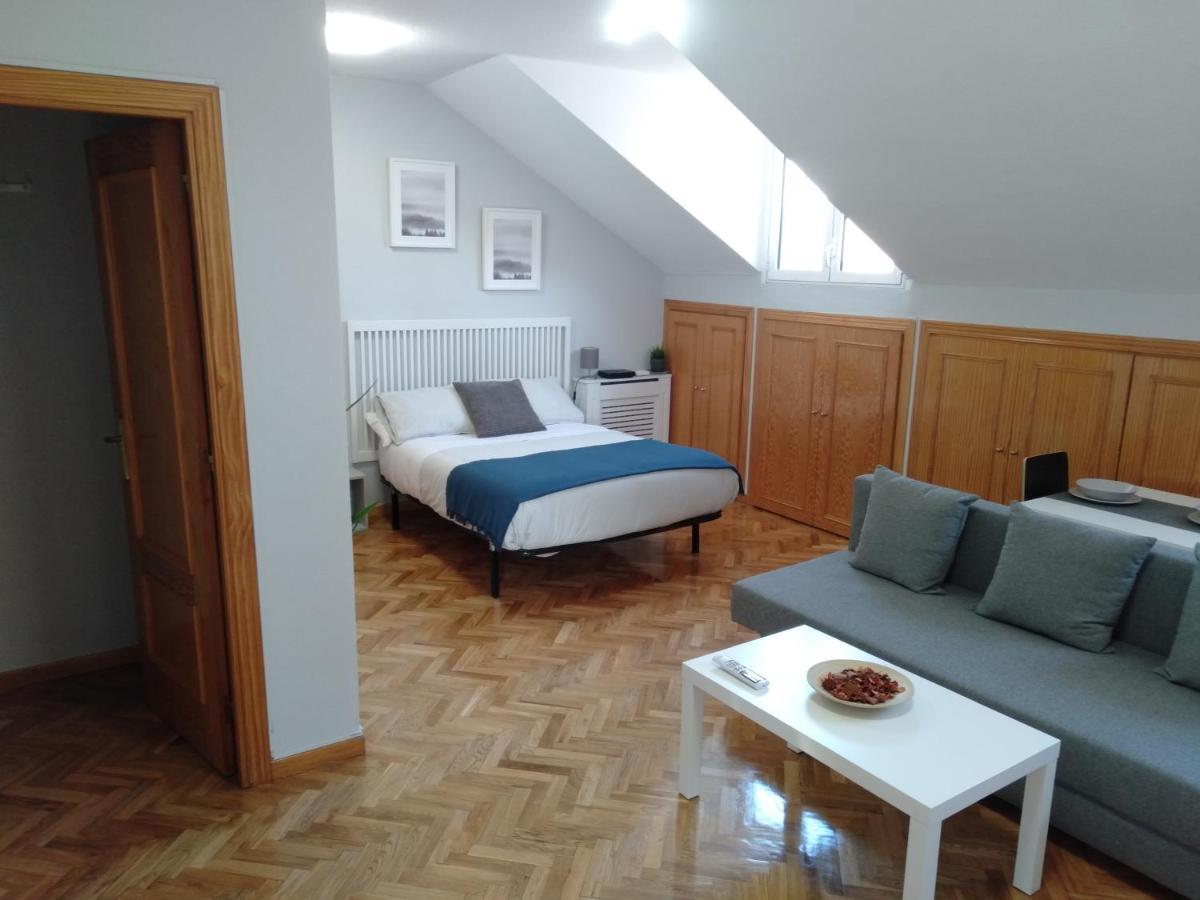 Airport Ifema Barajas Home Madrid Ngoại thất bức ảnh